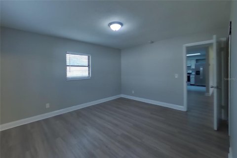 Villa ou maison à louer à Orlando, Floride: 2 chambres, 121.24 m2 № 2324796 - photo 8