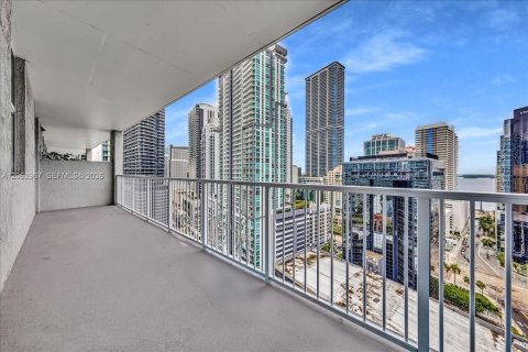 Condo in Miami, Florida, 2 bedrooms  № 2265904 - photo 24