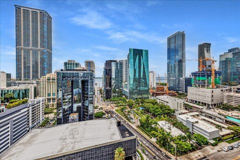 Condo in Miami, Florida, 2 bedrooms  № 2265904 - photo 27