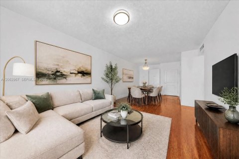 Condo in Miami, Florida, 2 bedrooms № 2265904