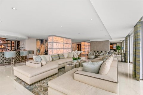 Condo in Tampa, Florida, 4 bedrooms  № 1661906 - photo 7