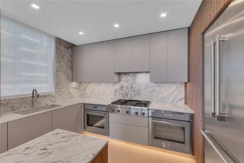 Купить кондоминиум в Холливуд, Флорида 2 спальни, 209.96м2, № 1985791 - фото 10