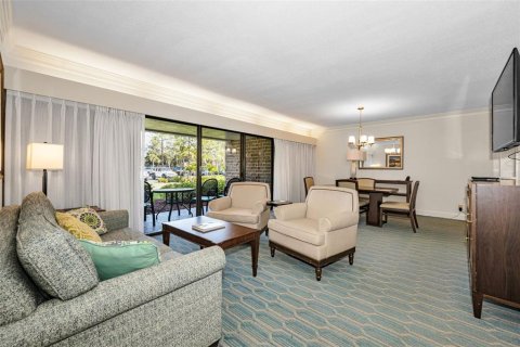 Condo in Palm Harbor, Florida, 2 bedrooms № 2128146 - photo 7