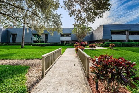 Condo in Palm Harbor, Florida, 2 bedrooms № 2128146 - photo 2