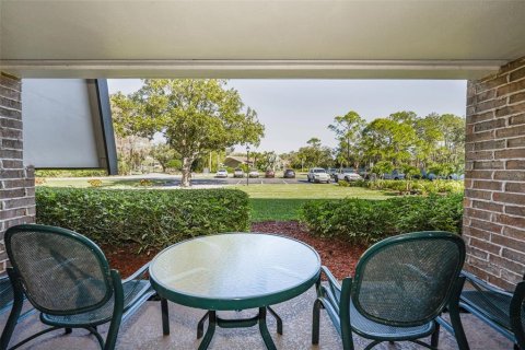 Condo in Palm Harbor, Florida, 2 bedrooms № 2128146 - photo 28