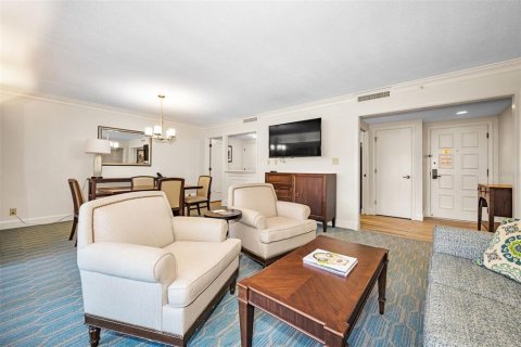 Condo in Palm Harbor, Florida, 2 bedrooms № 2128146 - photo 10