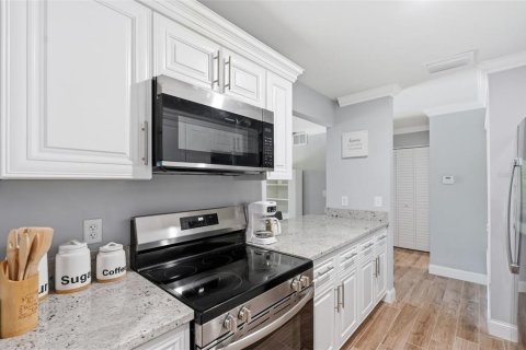 Condominio en venta en Tampa, Florida, 1 dormitorio, 74.51 m2 № 2099592 - foto 18