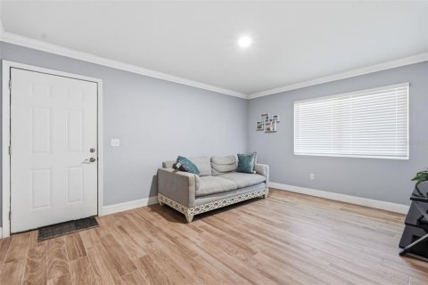 Condominio en venta en Tampa, Florida, 1 dormitorio, 74.51 m2 № 2099592 - foto 21