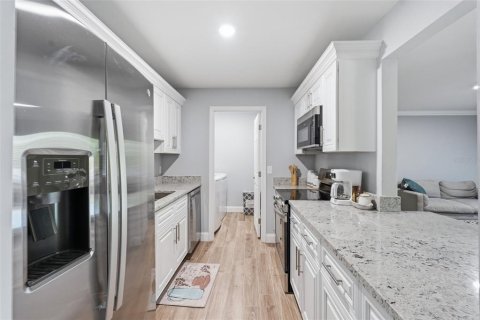 Condominio en venta en Tampa, Florida, 1 dormitorio, 74.51 m2 № 2099592 - foto 16