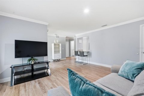 Condominio en venta en Tampa, Florida, 1 dormitorio, 74.51 m2 № 2099592 - foto 23