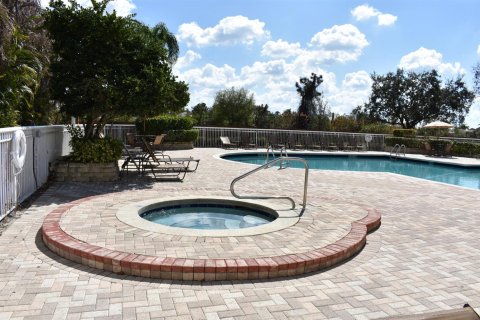 Condo in Port St. Lucie, Florida, 3 bedrooms № 2262723 - photo 27