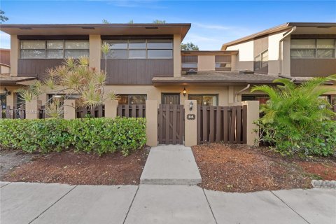Townhouse in Tamarac, Florida 3 bedrooms, 115.66 sq.m. № 1794797 - photo 25