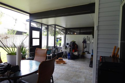Touwnhouse à vendre à Tampa, Floride: 2 chambres, 101.64 m2 № 1900050 - photo 23