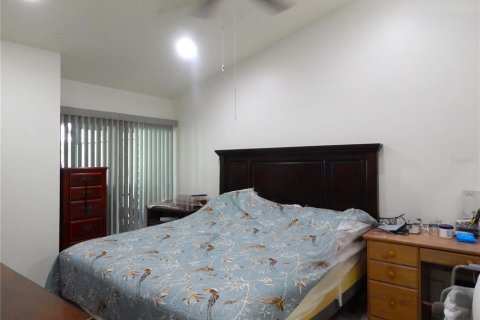 Touwnhouse à vendre à Tampa, Floride: 2 chambres, 101.64 m2 № 1900050 - photo 12