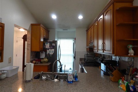 Touwnhouse à vendre à Tampa, Floride: 2 chambres, 101.64 m2 № 1900050 - photo 5