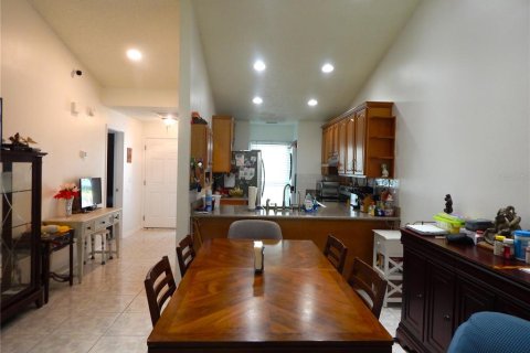 Touwnhouse à vendre à Tampa, Floride: 2 chambres, 101.64 m2 № 1900050 - photo 9