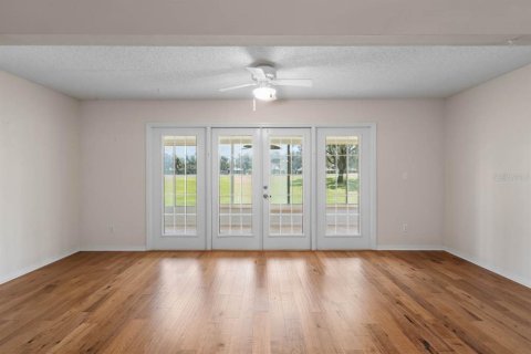 Condo in Sun City Center, Florida, 2 bedrooms  № 2197667 - photo 18