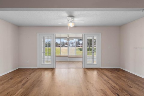 Condo in Sun City Center, Florida, 2 bedrooms  № 2197667 - photo 28
