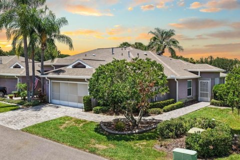 Condo in Sun City Center, Florida, 2 bedrooms № 2197667