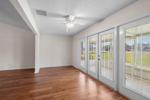 Condo in Sun City Center, Florida, 2 bedrooms  № 2197667 - photo 19