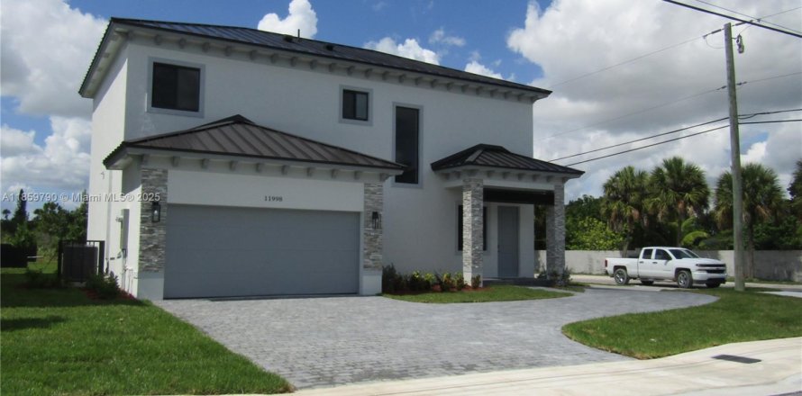 Villa ou maison à Miami, Floride 4 chambres, 240.25 m2 № 1981662