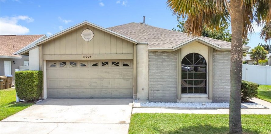 Villa ou maison à Kissimmee, Floride 2 chambres, 123.56 m2 № 2394338