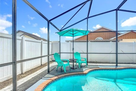 Villa ou maison à vendre à Kissimmee, Floride: 2 chambres, 123.56 m2 № 2394338 - photo 30