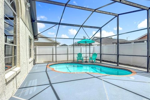 Villa ou maison à vendre à Kissimmee, Floride: 2 chambres, 123.56 m2 № 2394338 - photo 28