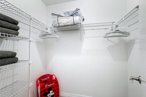 Villa ou maison à vendre à Kissimmee, Floride: 2 chambres, 123.56 m2 № 2394338 - photo 24