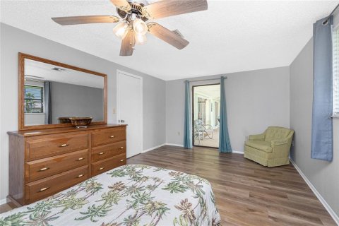 House in Englewood, Florida 2 bedrooms, 113.34 sq.m. № 1866391 - photo 20