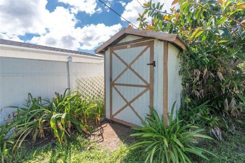 House in Englewood, Florida 2 bedrooms, 113.34 sq.m. № 1866391 - photo 30