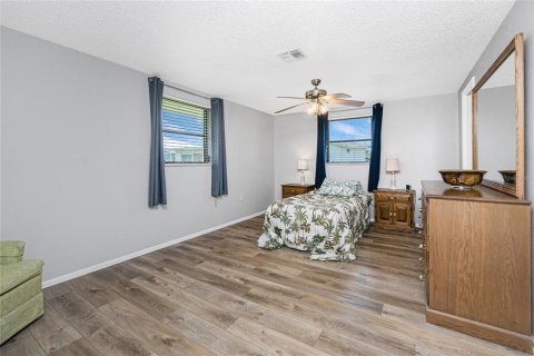 House in Englewood, Florida 2 bedrooms, 113.34 sq.m. № 1866391 - photo 21