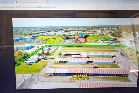 Купить коммерческую недвижимость в Окичоби, Флорида № 1938126 - фото 9