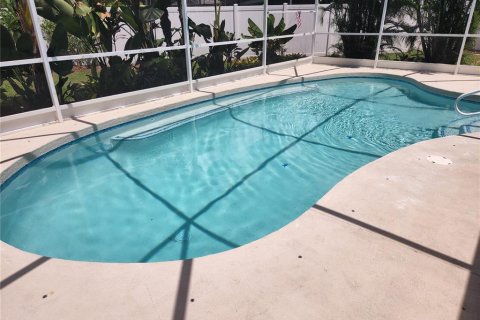 House in Sarasota, Florida 3 bedrooms, 130.71 sq.m. № 2236722 - photo 17