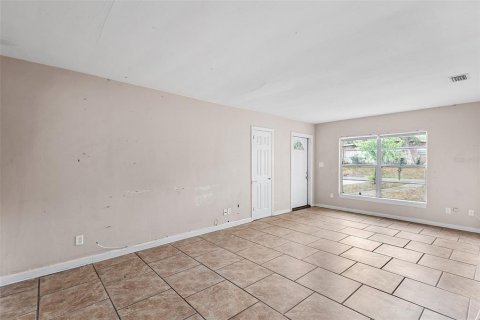 House in Lakeland, Florida 3 bedrooms, 145.67 sq.m. № 1684619 - photo 11