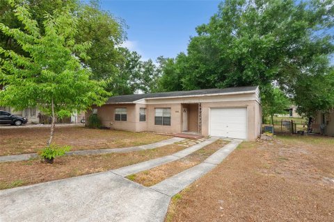 House in Lakeland, Florida 3 bedrooms, 145.67 sq.m. № 1684619 - photo 4
