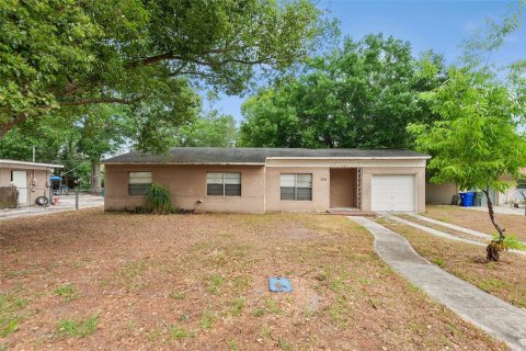 House in Lakeland, Florida 3 bedrooms, 145.67 sq.m. № 1684619 - photo 3