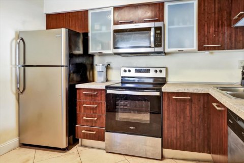 Copropriété à vendre à Plantation, Floride: 2 chambres, 101.91 m2 № 2146720 - photo 6