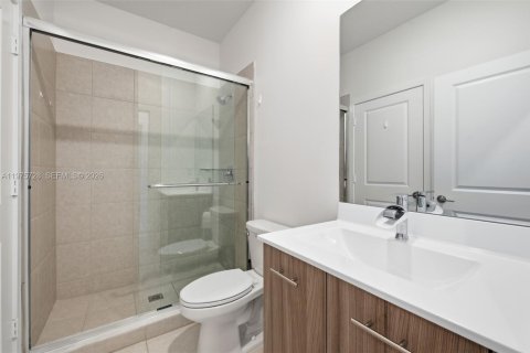 Casa en venta en Miramar, Florida, 5 dormitorios, 314.1 m2 № 2040243 - foto 30