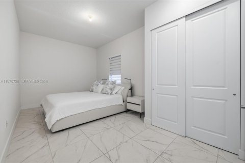 Casa en venta en Miramar, Florida, 5 dormitorios, 314.1 m2 № 2040243 - foto 22