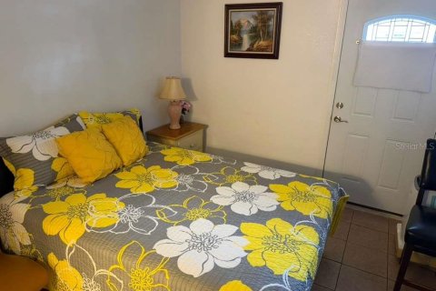 Снять в аренду квартиру в Киссимми, Флорида 1 комната, 27.87м2, № 2103730 - фото 2