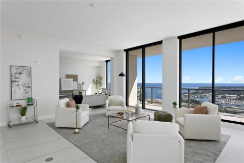 Condo in Saint Petersburg, Florida, 3 bedrooms № 2393672 - photo 8