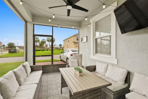 House in Kissimmee, Florida 4 bedrooms, 196.95 sq.m. № 1572449 - photo 14
