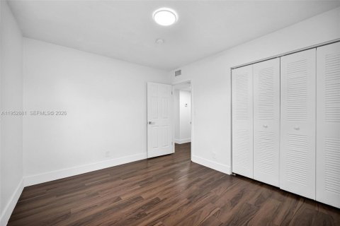 Купить таунхаус в Норт-Лодердейл, Флорида 4 спальни, 150.5м2, № 2007722 - фото 29