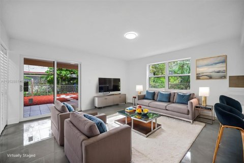 Купить таунхаус в Норт-Лодердейл, Флорида 4 спальни, 150.5м2, № 2007722 - фото 16