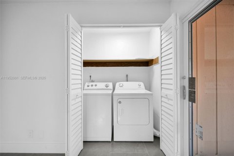 Купить таунхаус в Норт-Лодердейл, Флорида 4 спальни, 150.5м2, № 2007722 - фото 23