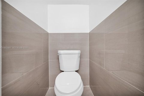 Купить таунхаус в Норт-Лодердейл, Флорида 4 спальни, 150.5м2, № 2007722 - фото 22