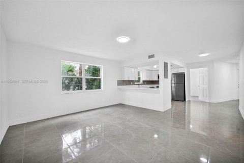 Купить таунхаус в Норт-Лодердейл, Флорида 4 спальни, 150.5м2, № 2007722 - фото 14