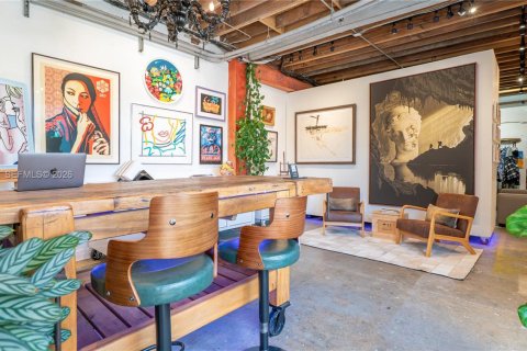 Immobilier commercial à vendre à Miami, Floride № 2024546 - photo 5