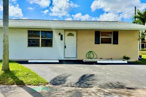 Townhouse in Delray Beach, Florida 2 bedrooms, 92.9 sq.m. № 2190799 - photo 3